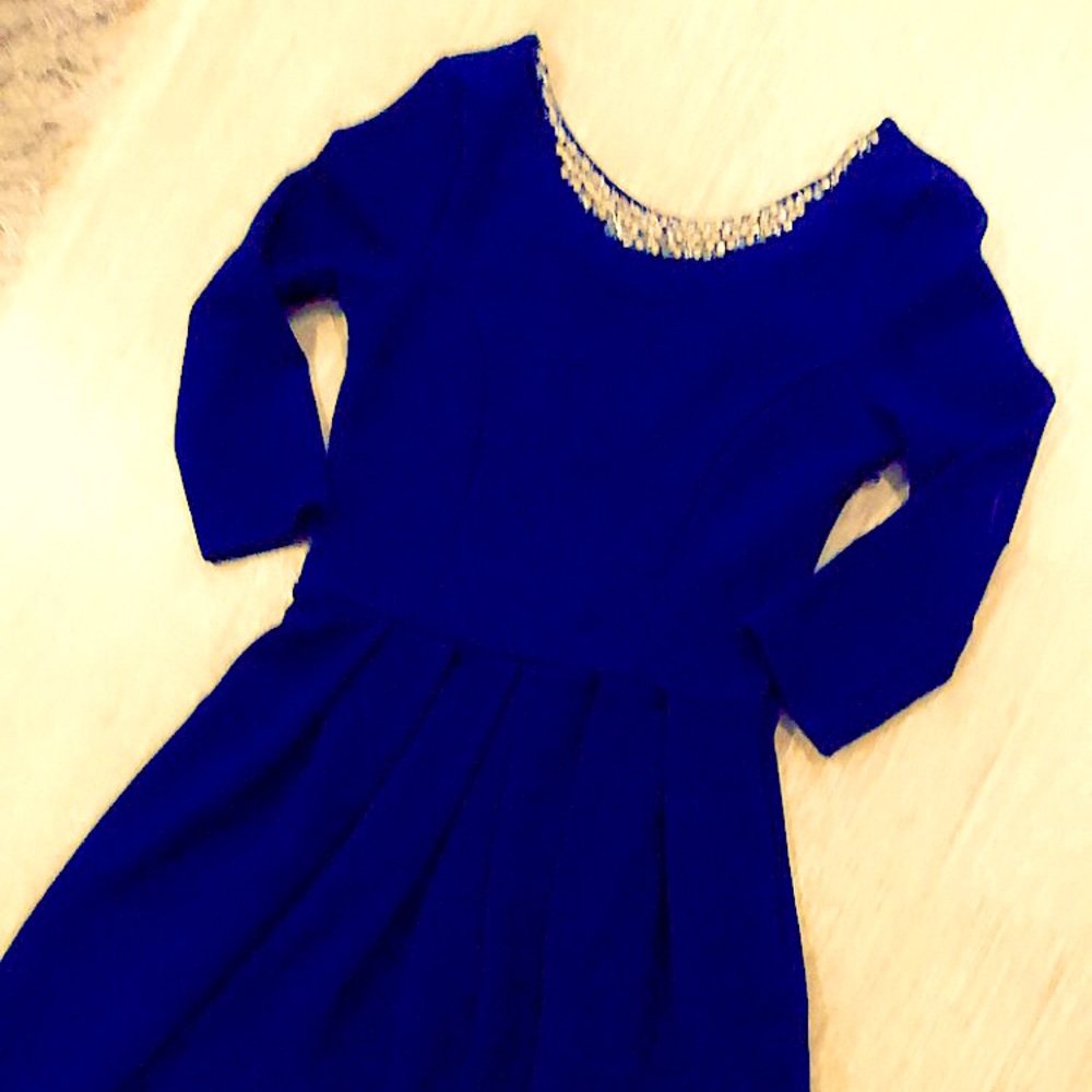 Small Navy Pleated Dress with Rhinestone Collar